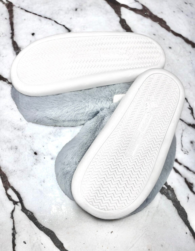 Round Plush Faux Fur Slippers