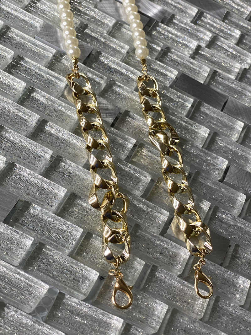 Pearl + Gold Link Mask Chain